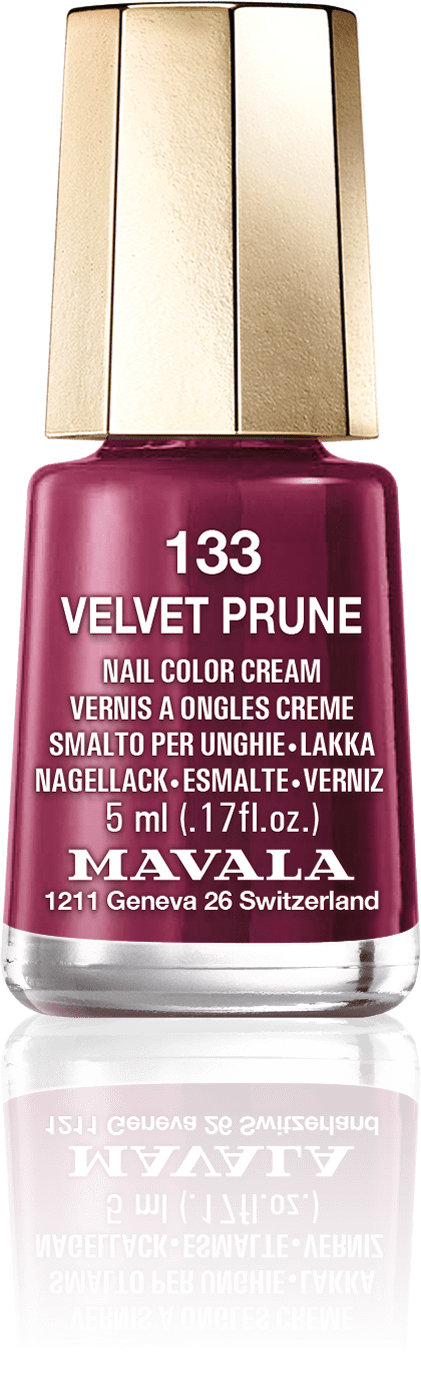 Velvet Prune — La beauté et la richesse d'une cape de velours 